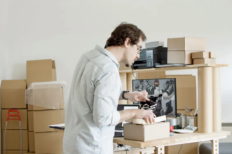Free Shipping, At What Cost? How Amazon's Holiday Pricing Machine Squeezes Canadian Small Businesses Off the Map